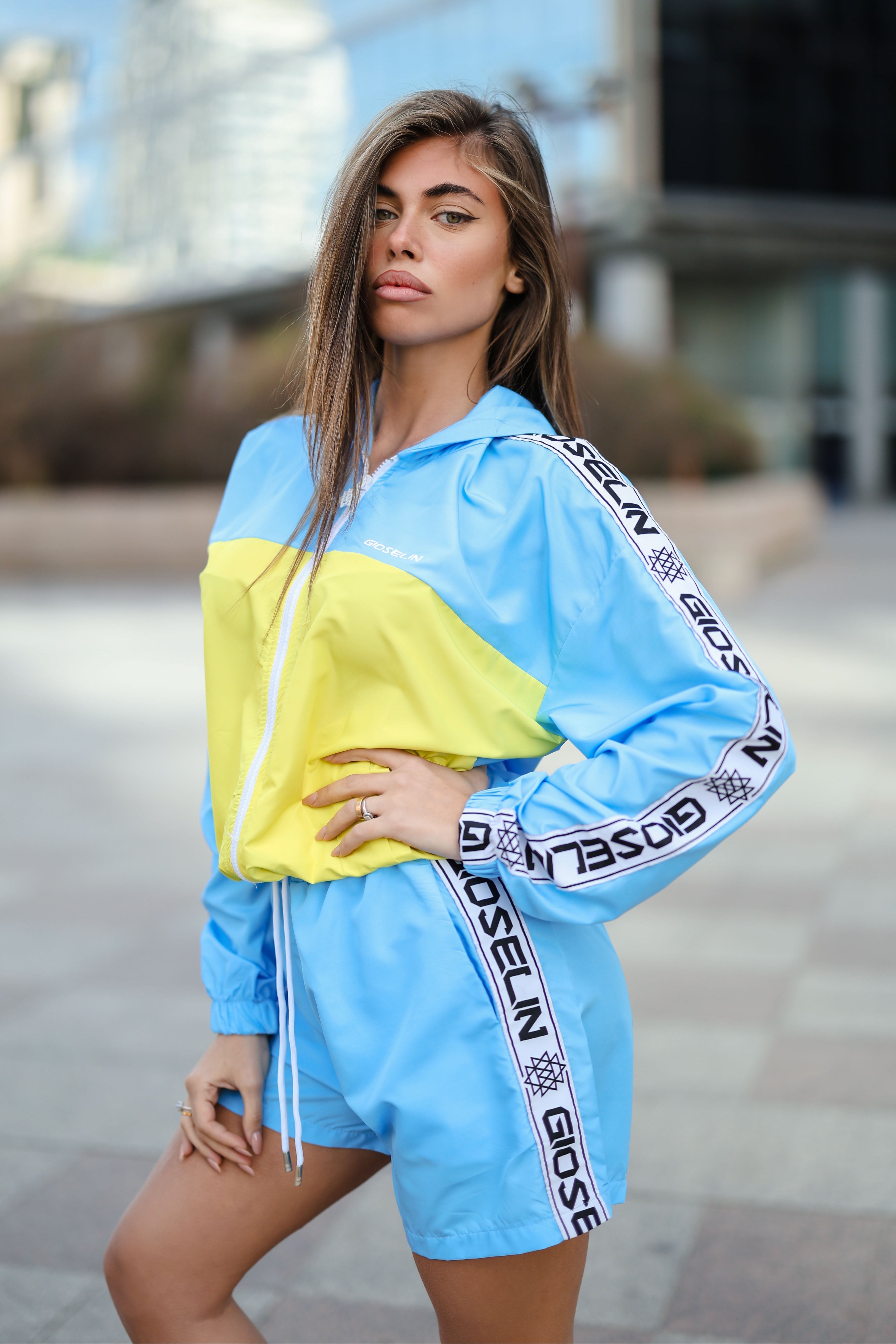 Gioselin SS25: La Nuova Collezione Abbigliamento che Ridefinisce lo Streetwear Femminile