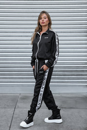 Survêtement noir brodé