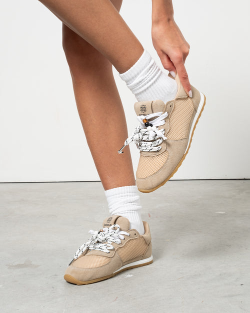 Charger l'image 1 dans la galerie. Sneakers donna leggere LOW - Taupe