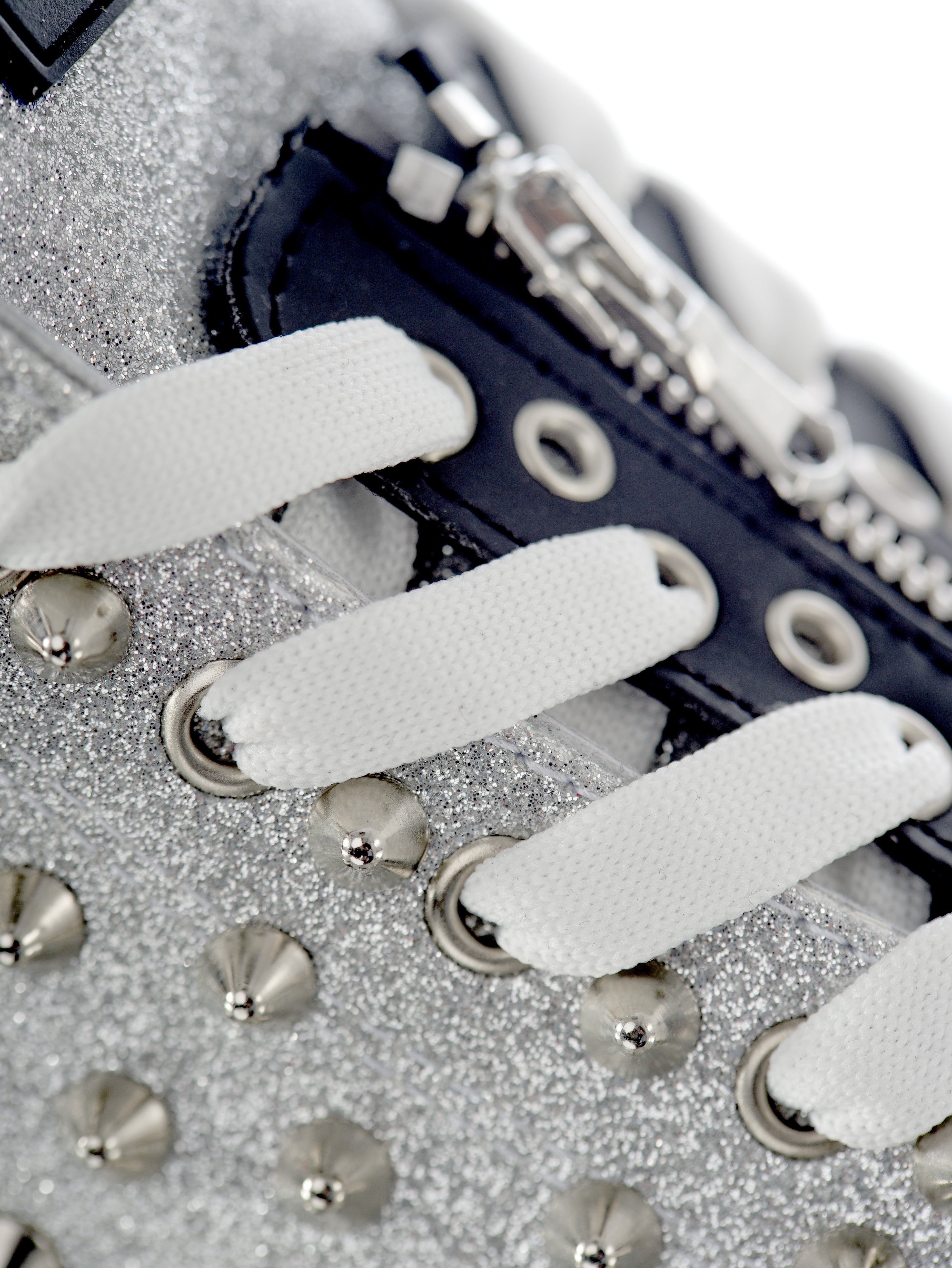 Jouer à l'argent pailleté