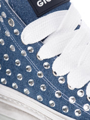 Jouer au diamant en denim foncé