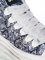 Jouer au Python Gris