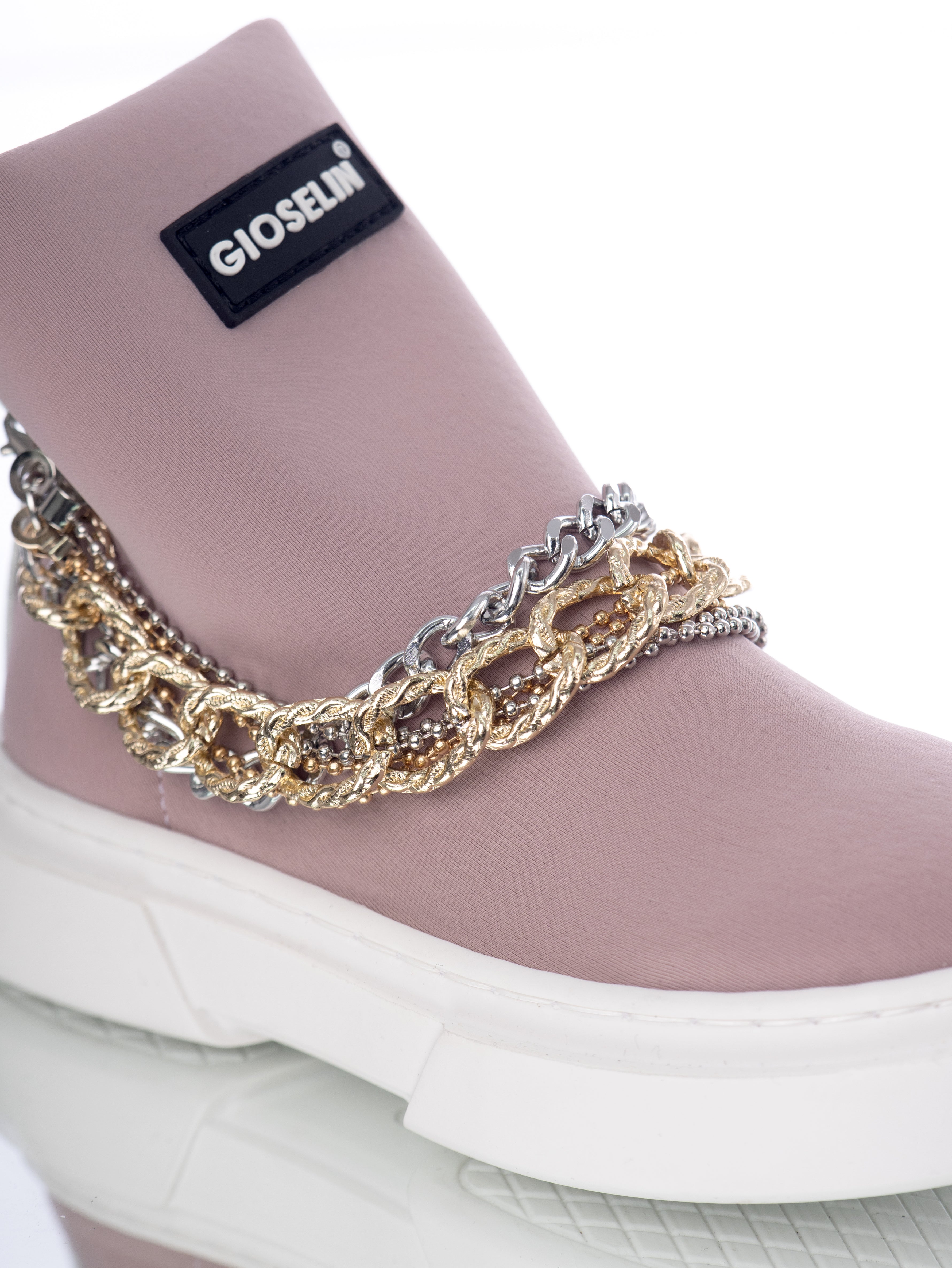 Collier bébé rose clair