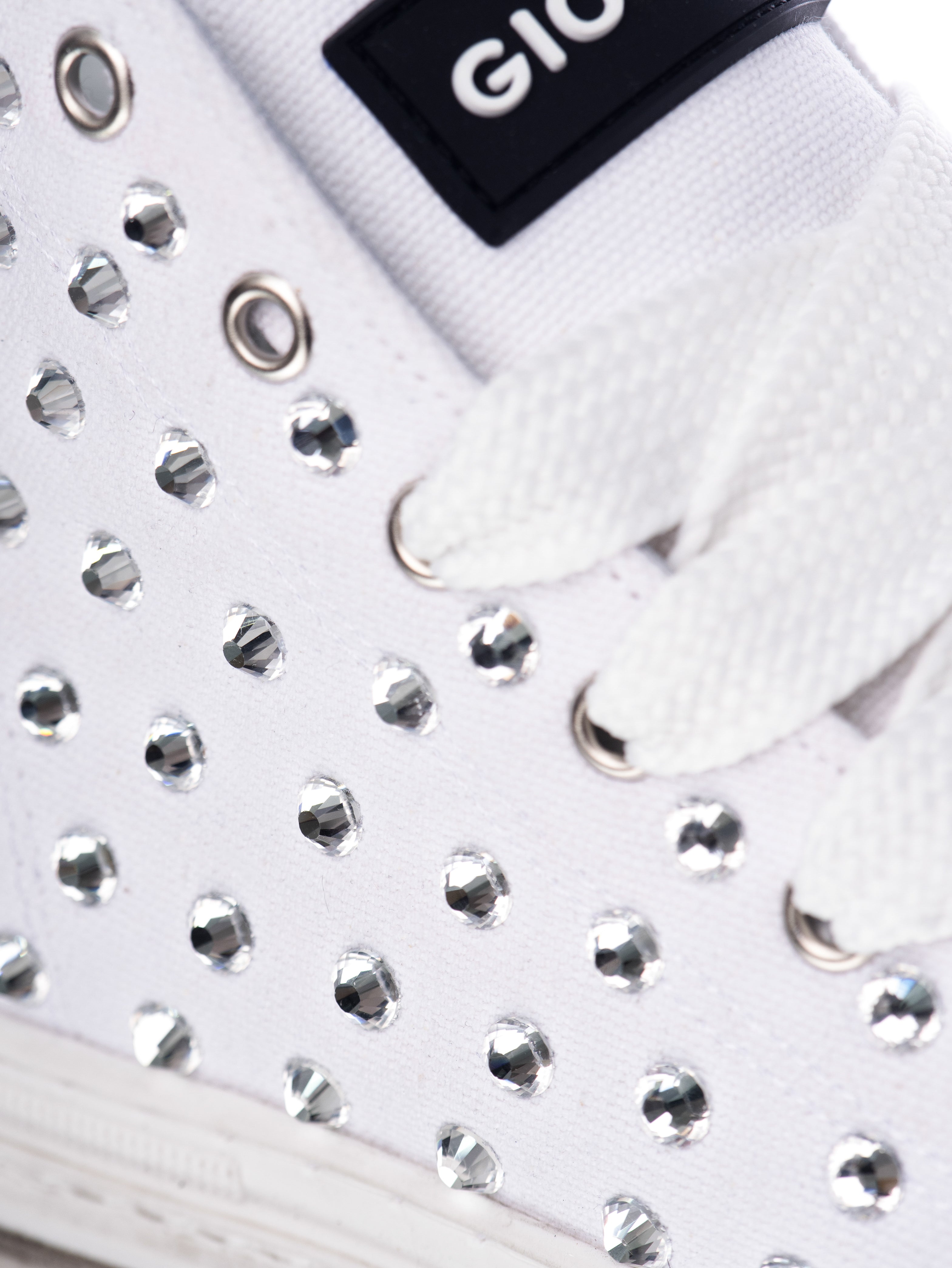 Jouer à Diamond White