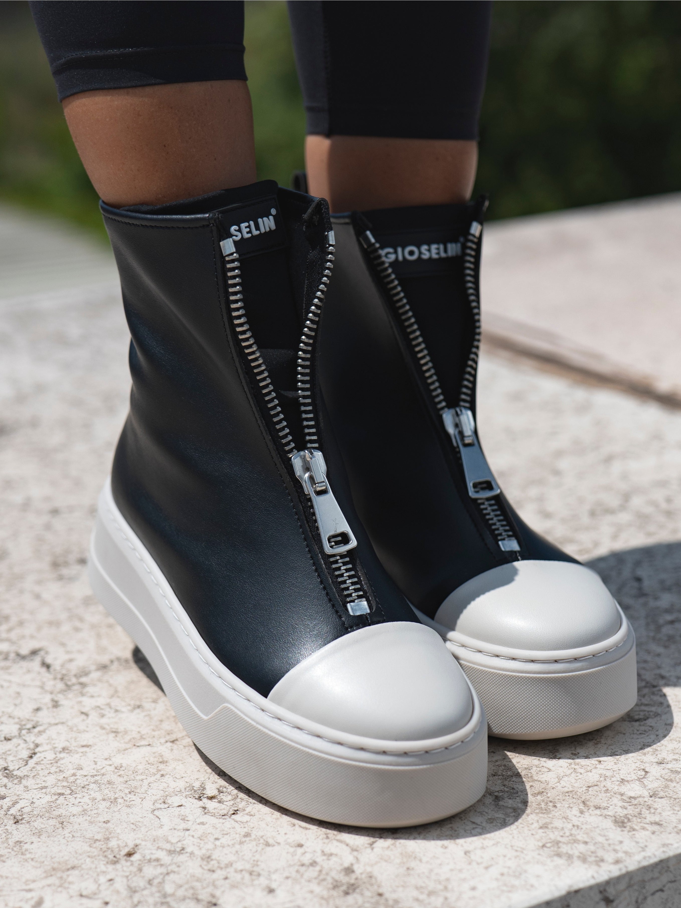 LUMIÈRE - Ligne de sable